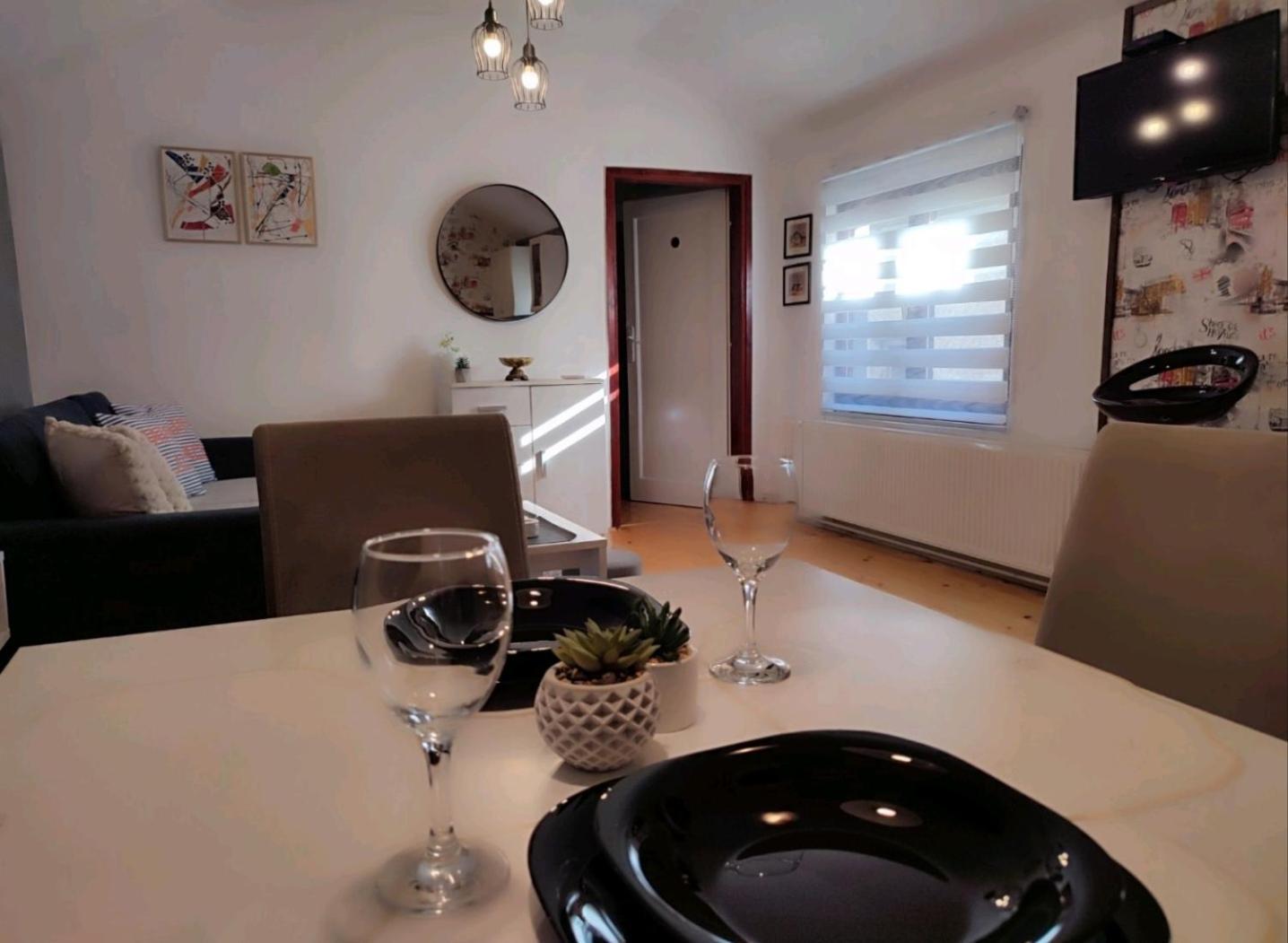 Kum Apartment Ni Δωμάτιο φωτογραφία